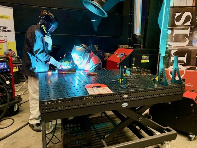 Lassen met de nieuwste lasapparatuur