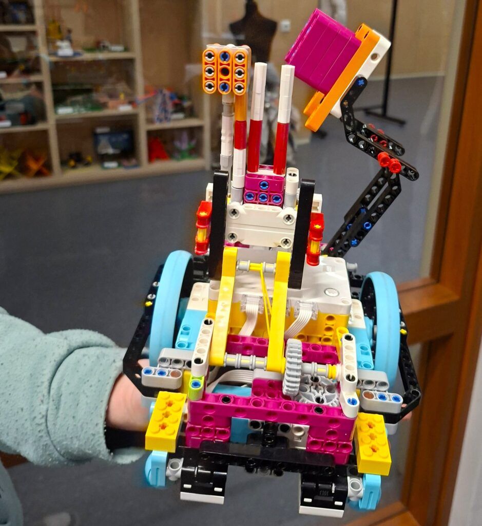 Een van de Lego Robts