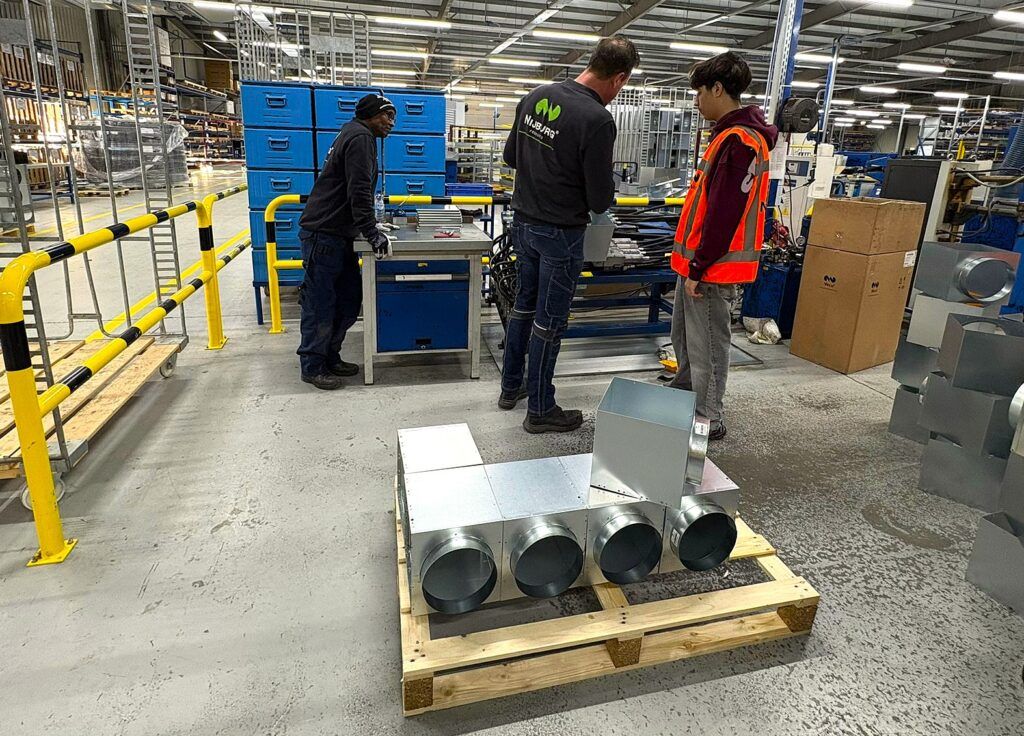 Professionals van Nijburg brengen techniek tot leven voor de leerlingen