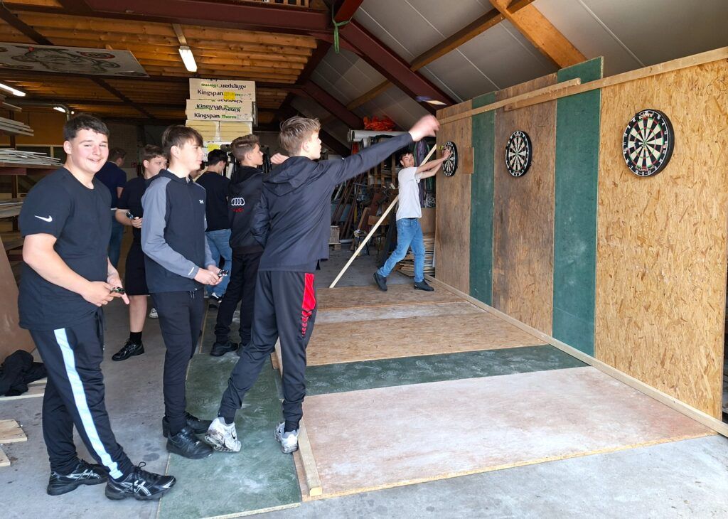 Darters in actie