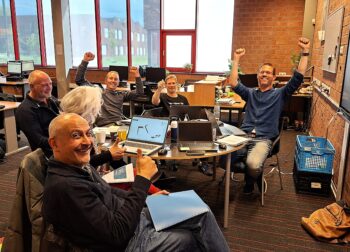 Trainer Matthijs Kraan met zijn groep deelnemers