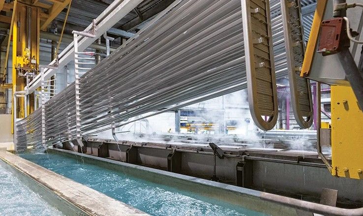 Bij Hydro Extrusion in Hoogezand